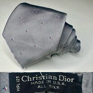 NWT X Vintage Christian Dior Silk Gray Embroidered Classic 3” Tie